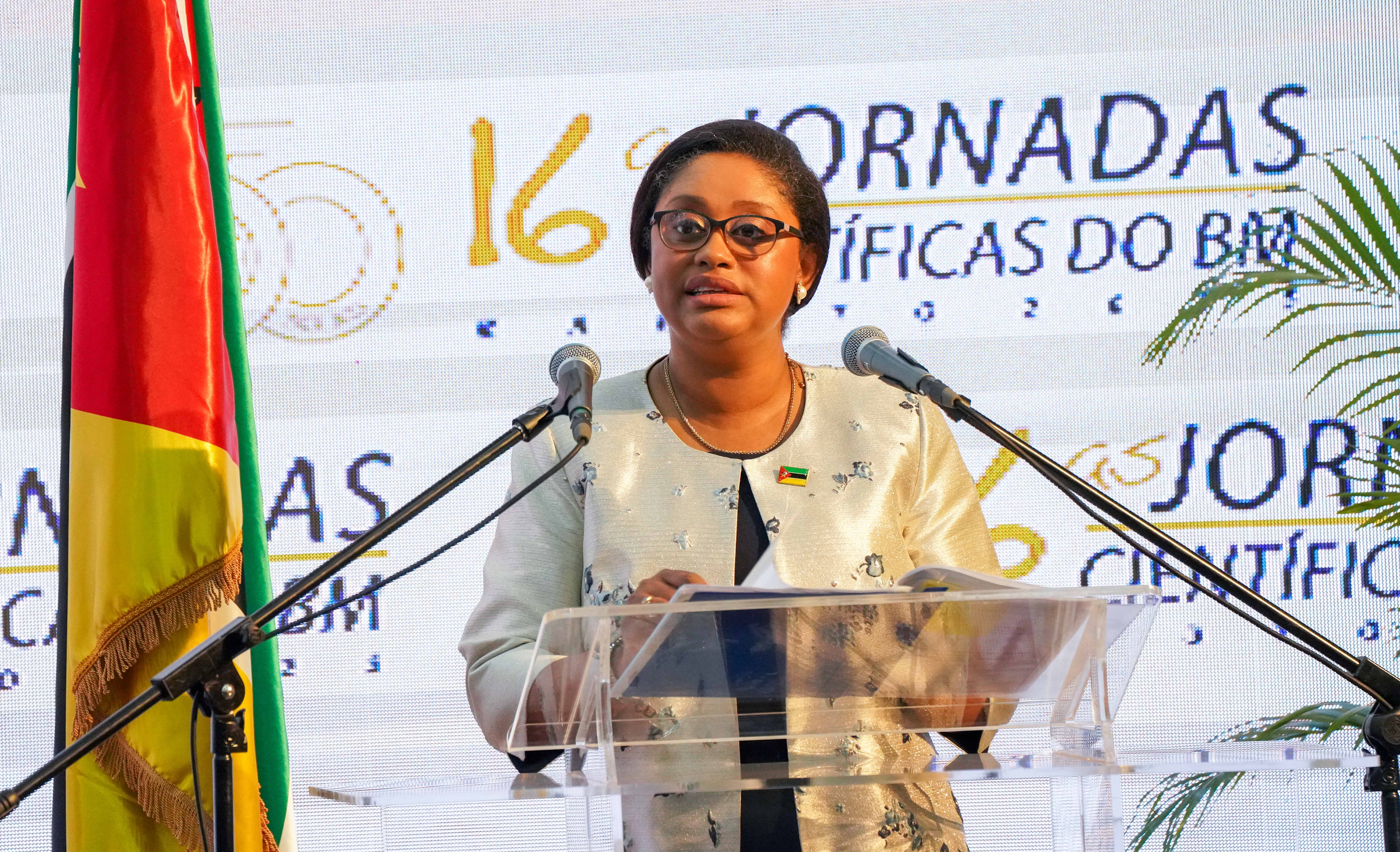 MINISTRA